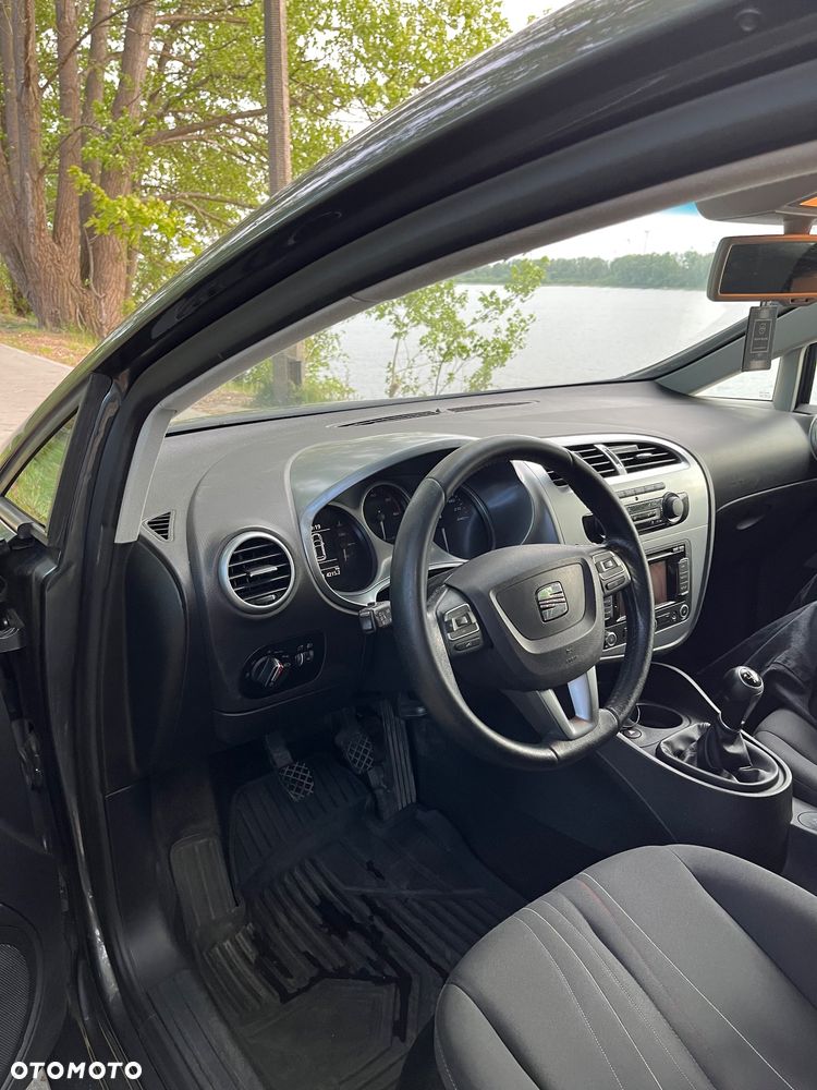 Seat Leon 1.6 TDI Ecomotive Reference - 13