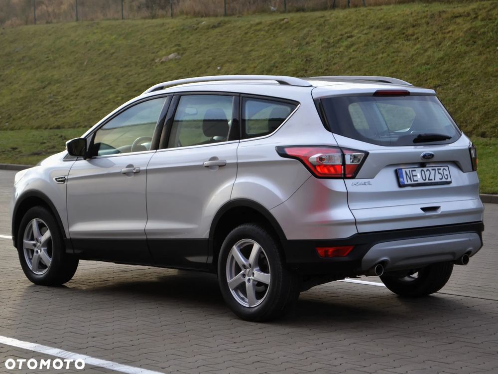Ford Kuga 2.0 TDCi 4x4 Trend - 4