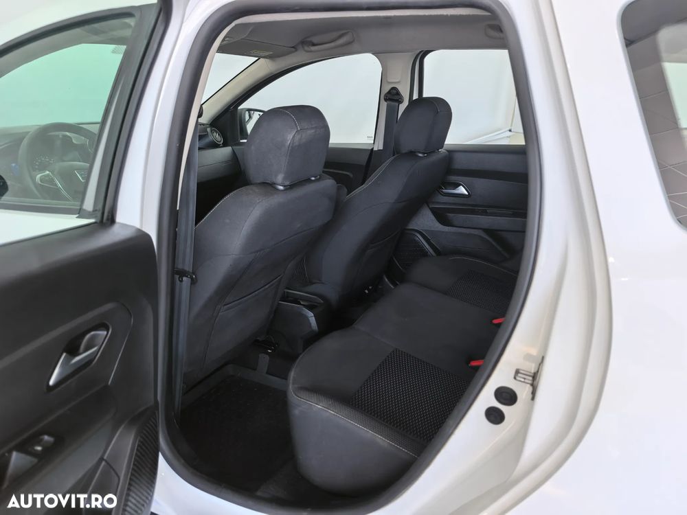 Dacia Duster 1.5 Blue dCi 4WD Comfort - 25