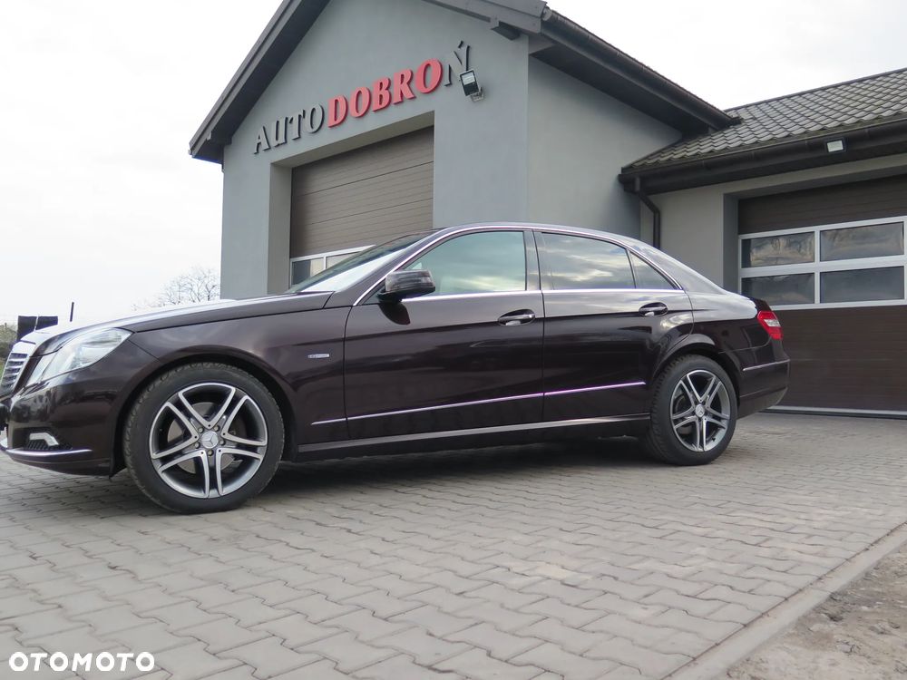 Mercedes-Benz Klasa E 350 CDI BlueEff Elegance - 2