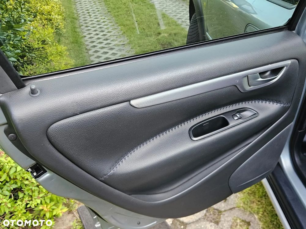 Volvo XC 70 AWD Summum - 23