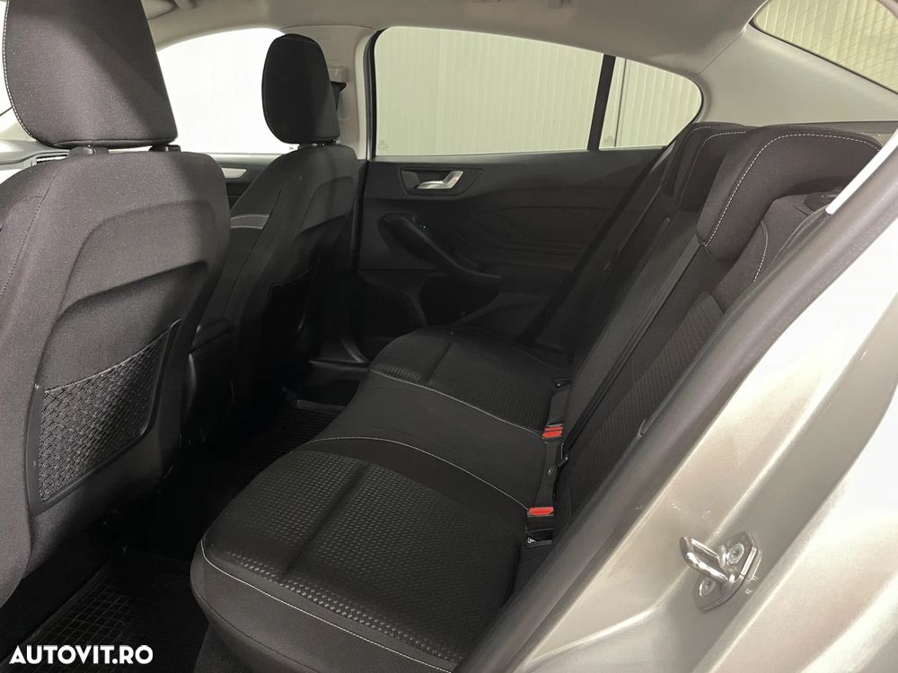 Ford Focus 1.0 EcoBoost Connected - 12