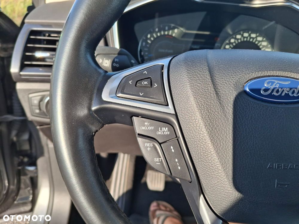 Ford Mondeo - 19