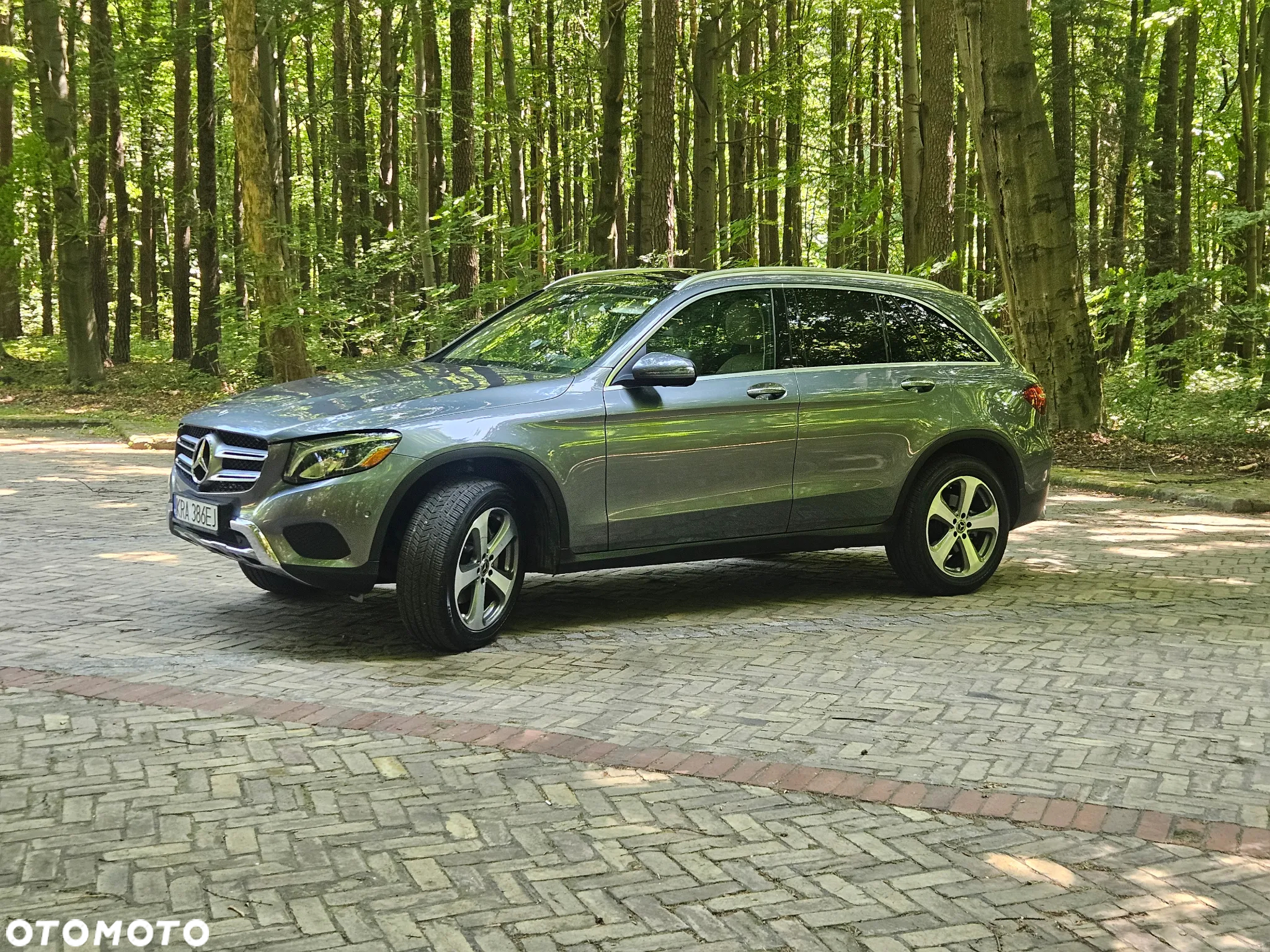 Mercedes-Benz GLC 300 4Matic 9G-TRONIC - 9