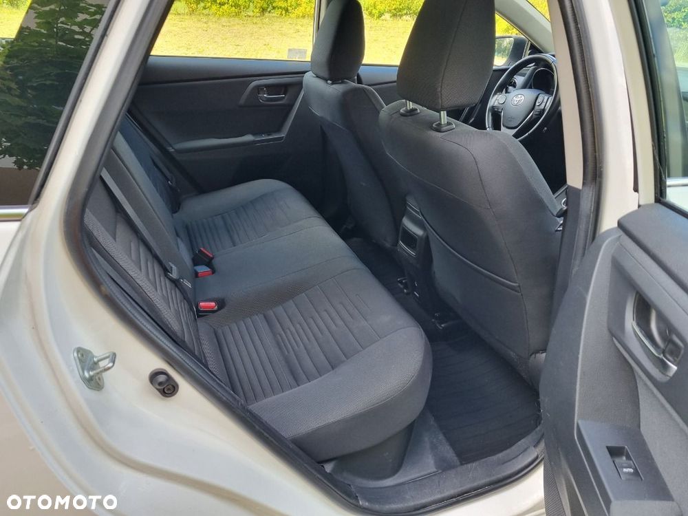 Toyota Auris 1.8 HSD Prestige NAVI - 8
