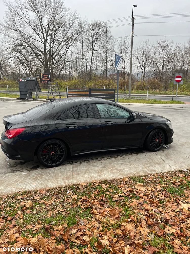Mercedes-Benz CLA 45 AMG 4-Matic - 4