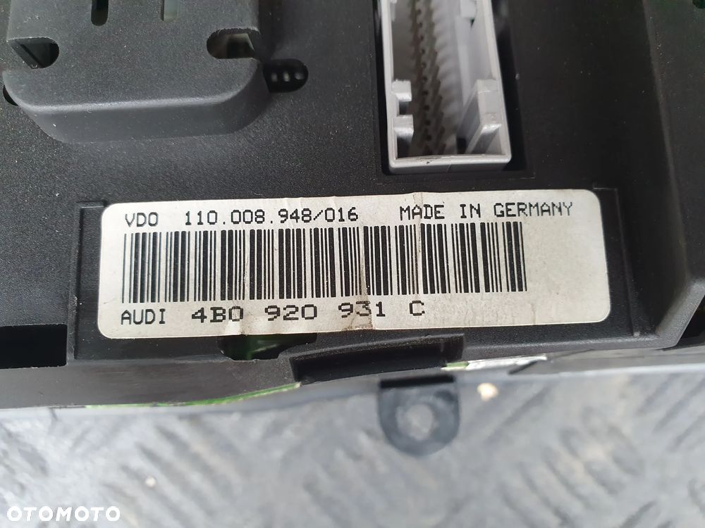 Licznik Audi A6 C5 2.4 V6 4B0920931C  EUROPA - 5