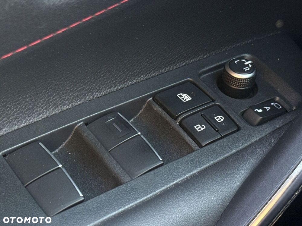 Toyota Corolla 2.0 Hybrid GR Sport Dynamic - 20