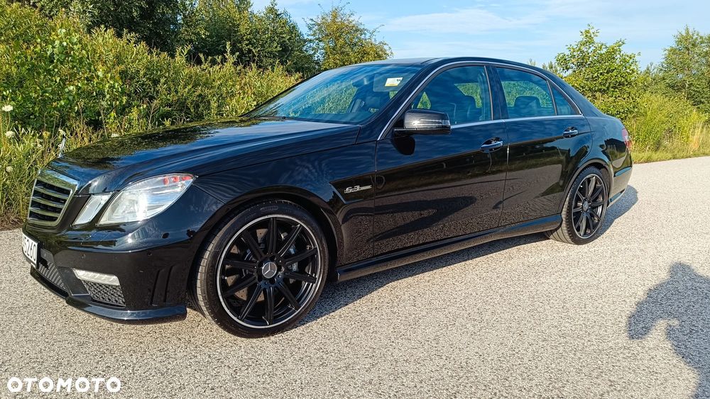 Mercedes-Benz Klasa E 63 AMG - 15
