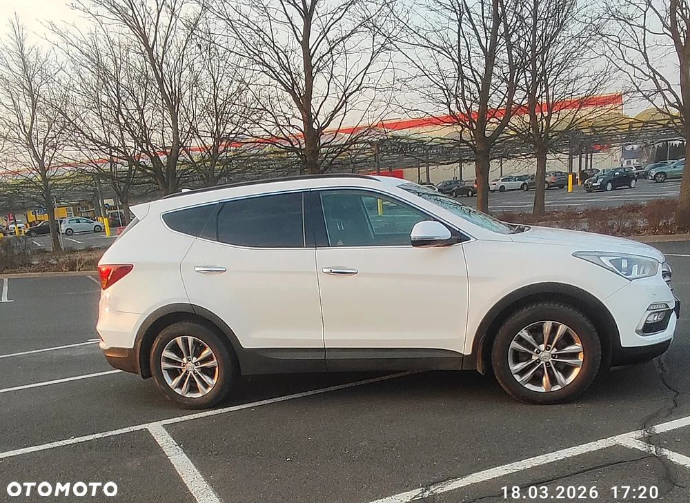 Hyundai Santa Fe 2.0 CRDi Premium 4WD - 2