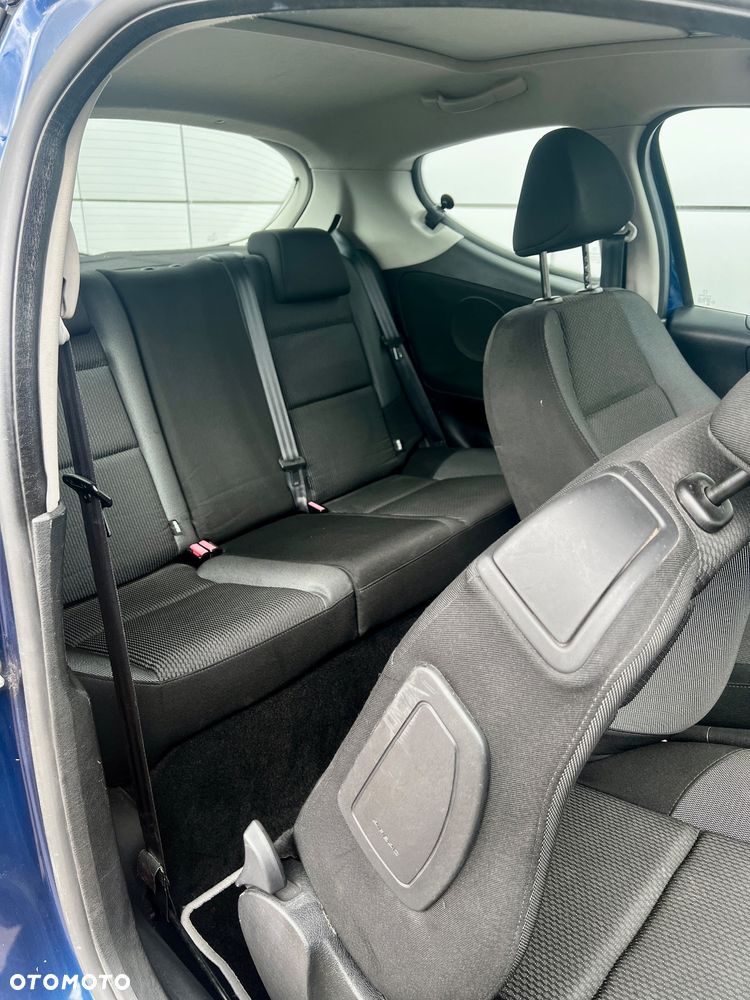 Peugeot 207 1.4 16V Trendy - 12