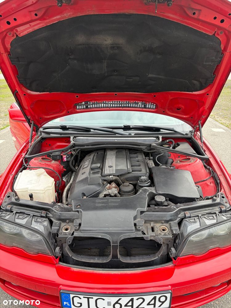 BMW Seria 3 323i - 9