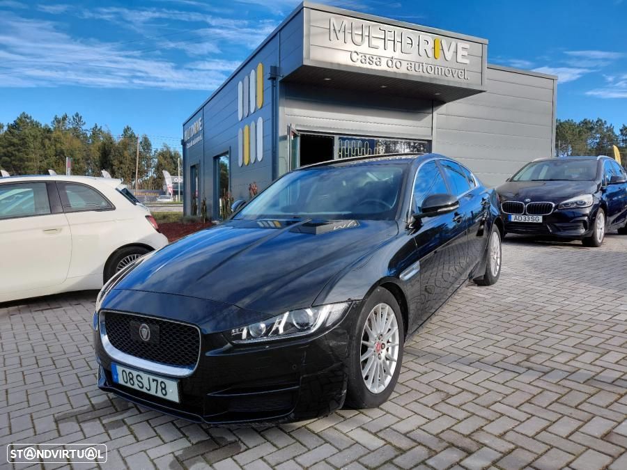 Jaguar XE 2.0 D Prestige Aut. - 1