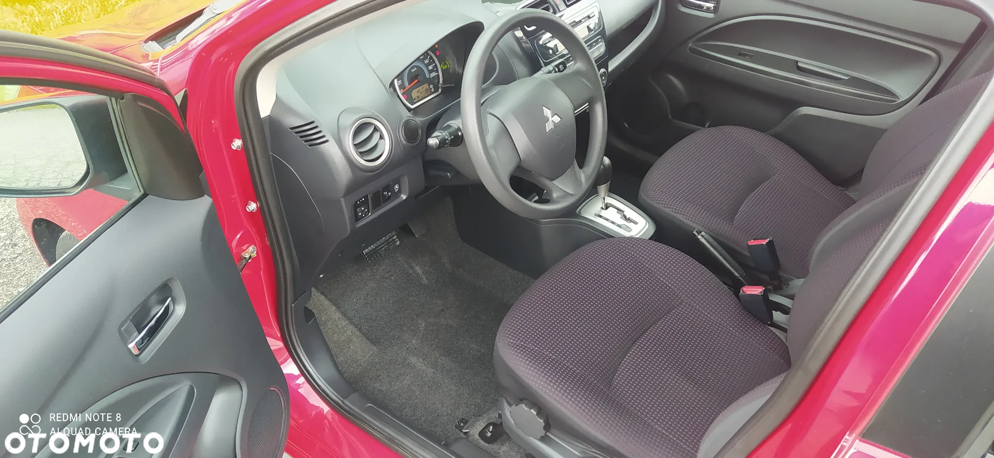 Mitsubishi Space Star 1.2 AS&G Intense CVT - 12