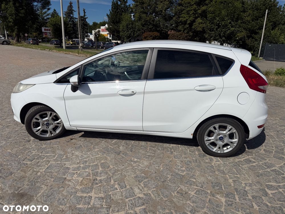 Ford Fiesta - 1