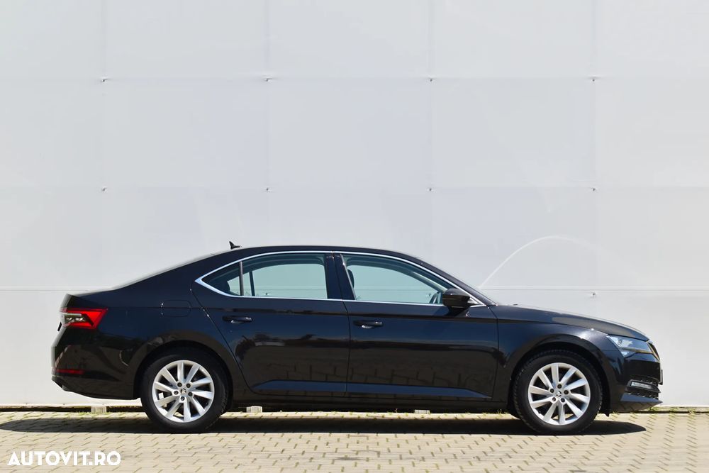 Skoda Superb 2.0 TDI DSG Ambition - 13