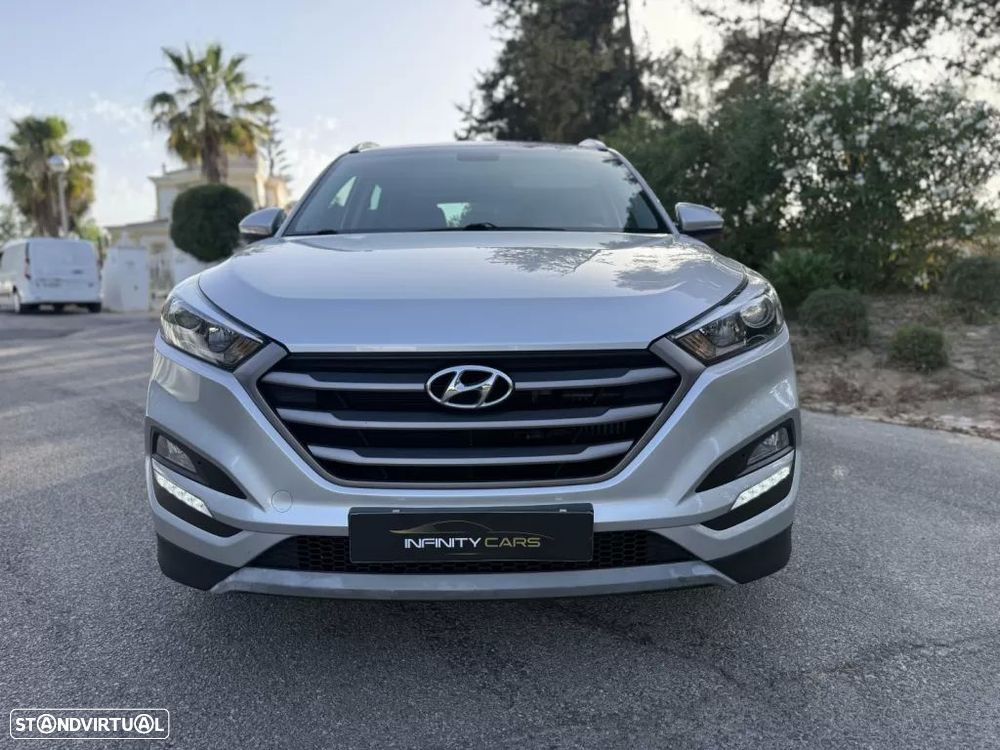 Hyundai Tucson 1.7 CRDi Premium DCT - 2