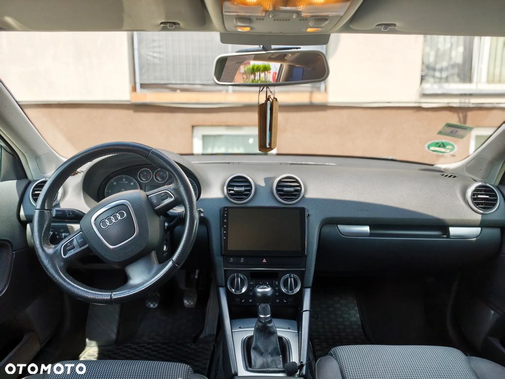 Audi A3 Sportback - 8