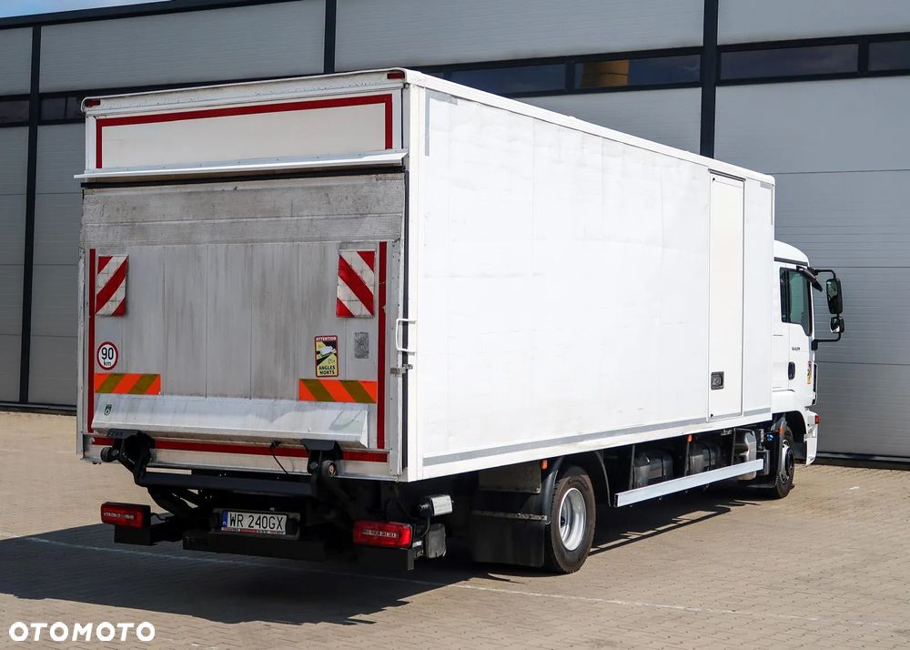 MAN TGL 12.220 Solówka 17EP - 10