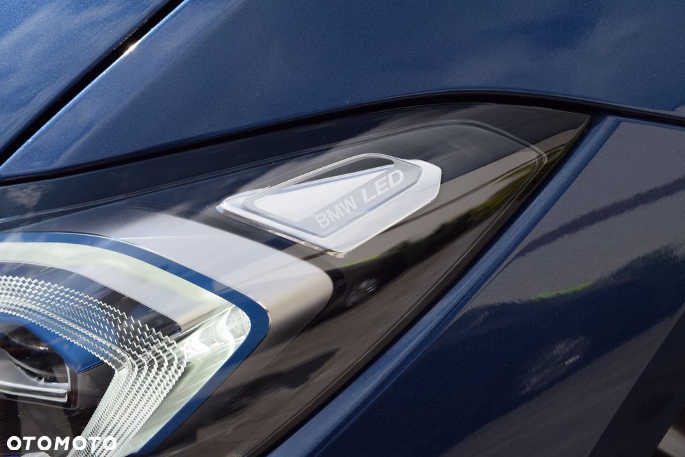 BMW Seria 3 320d xDrive Luxury Line sport - 11