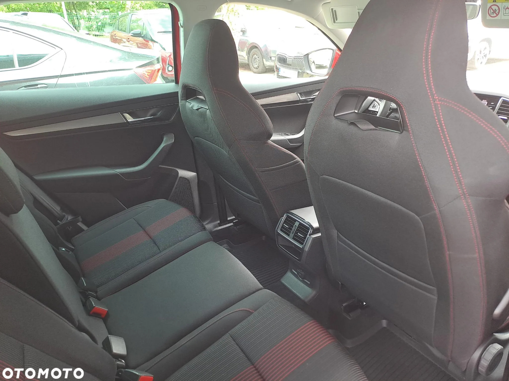Skoda Karoq 1.5 TSI ACT 4x2 Style DSG - 11