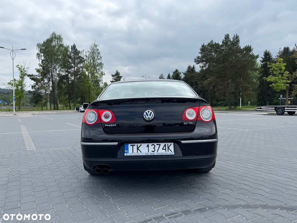 Volkswagen Passat 2.0 TDI Comfortline - 7