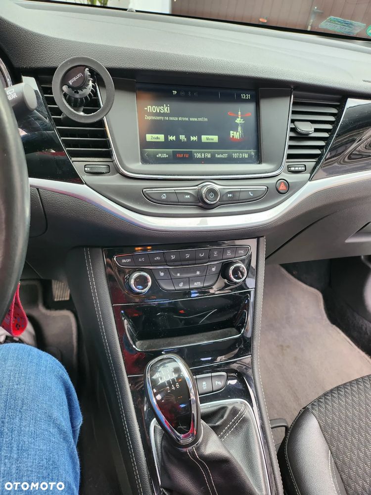 Opel Astra 1.6 D (CDTI) Start/Stop Business - 17