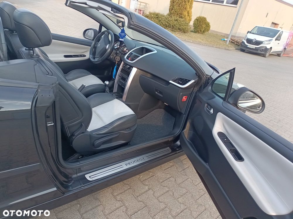 Peugeot 207 CC 120 VTi Roland Garros - 14