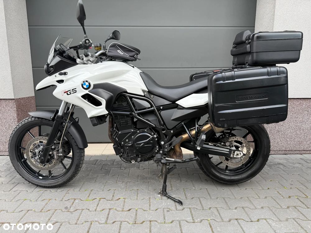 BMW F