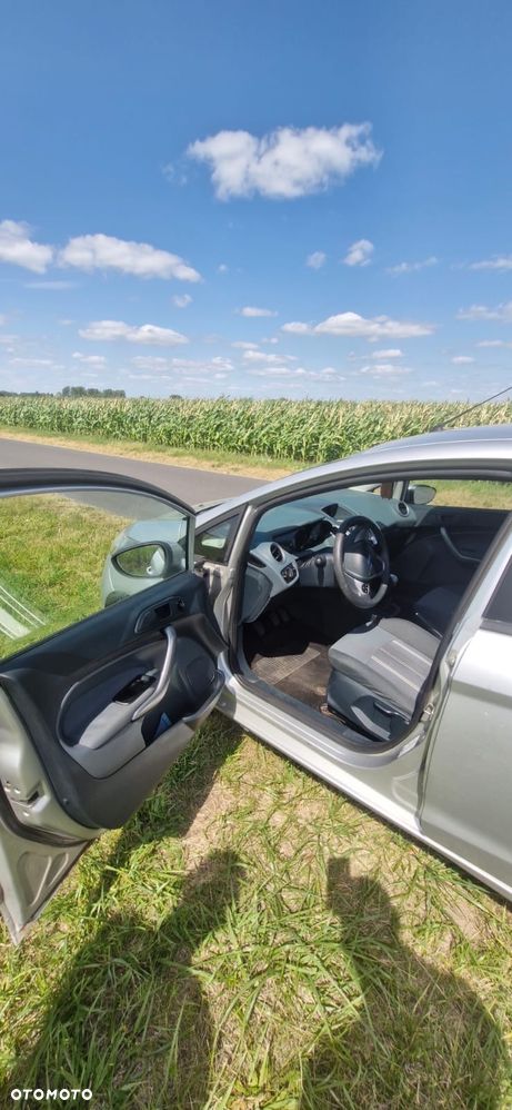Ford Fiesta 1.25 Ambiente - 5