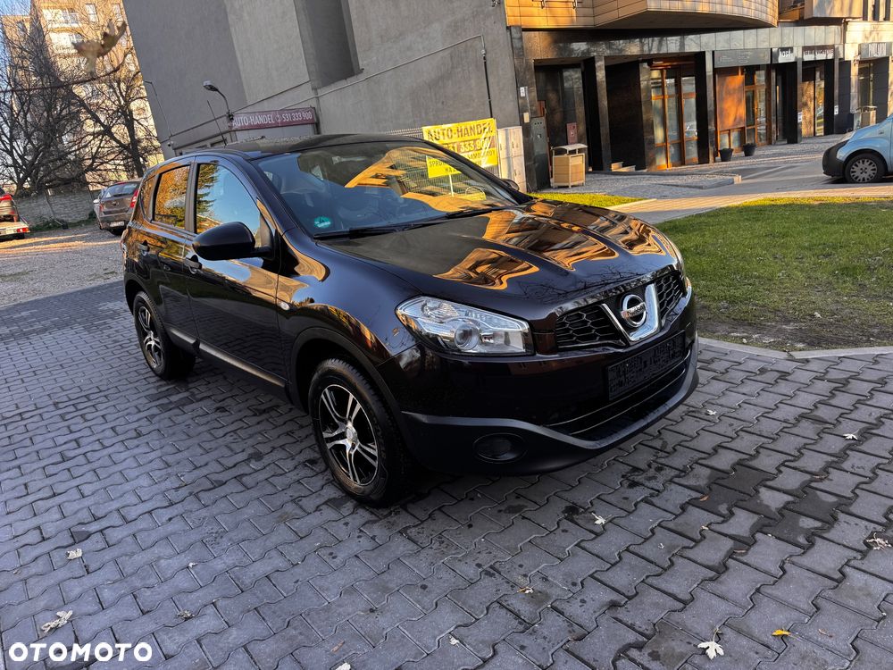 Nissan Qashqai - 1