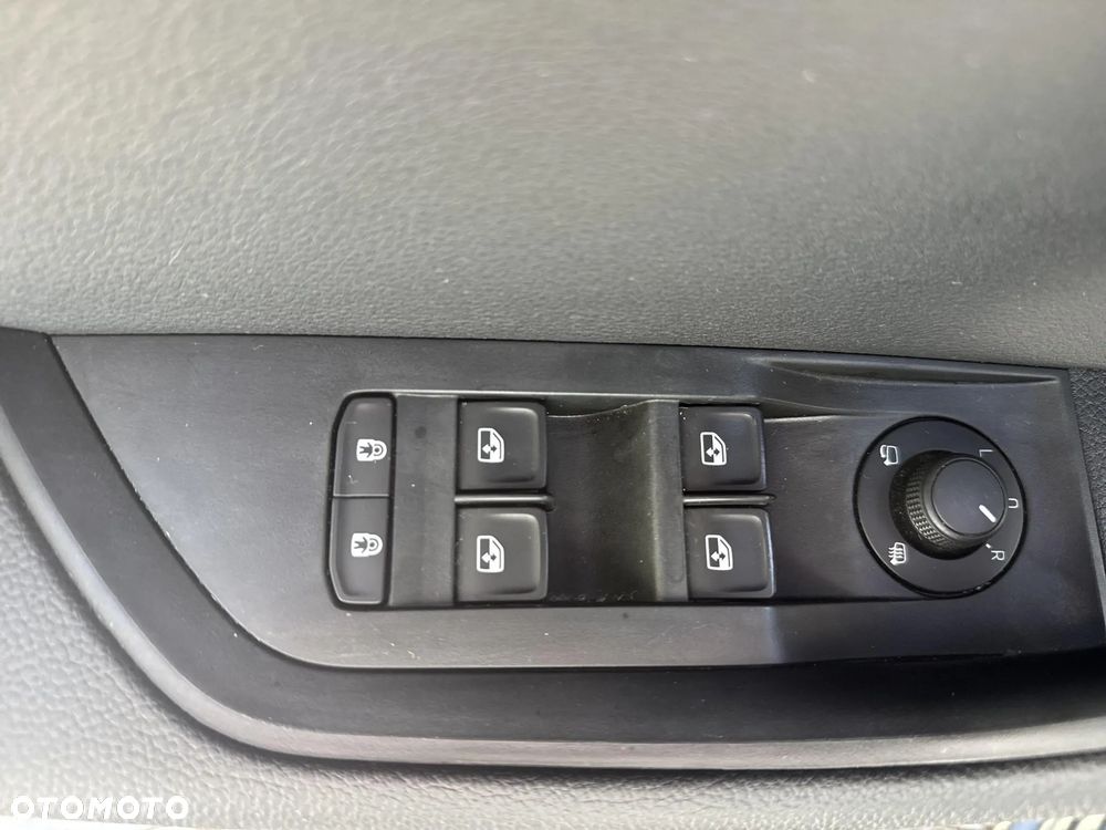 Skoda Superb 2.0 TSI Ambition DSG - 20
