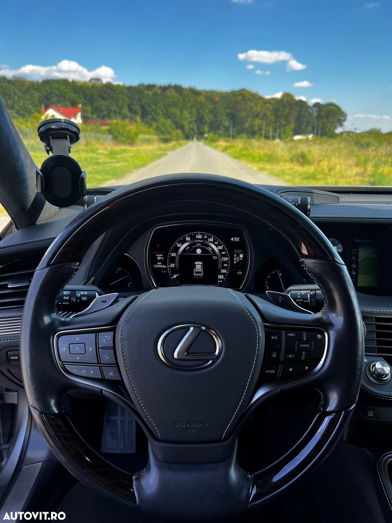 Lexus Seria LS - 14