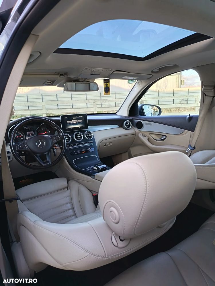 Mercedes-Benz GLC 220 d 4Matic 9G-TRONIC AMG Line - 9