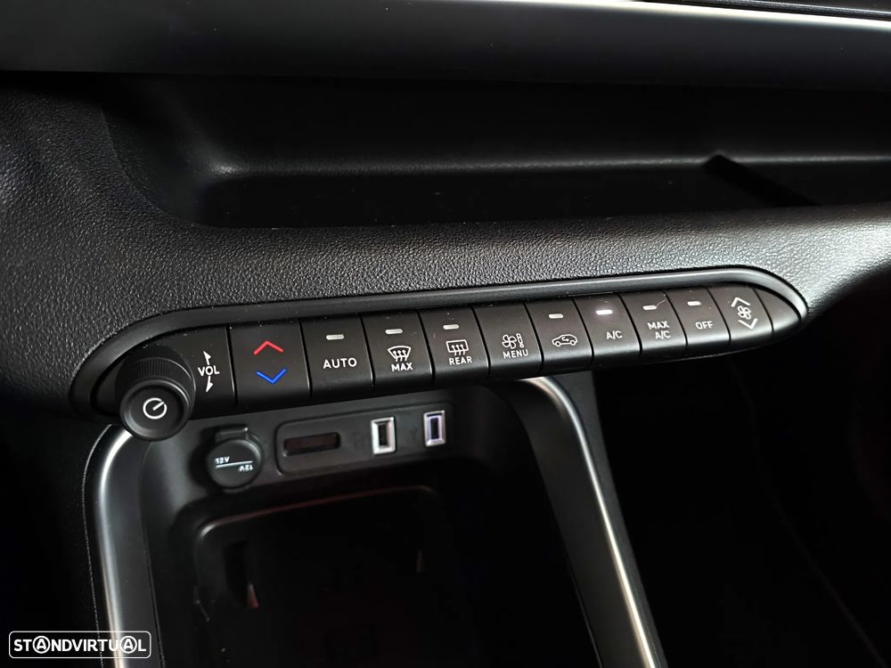 Jeep Avenger 1.2 GSE T3 Summit - 18