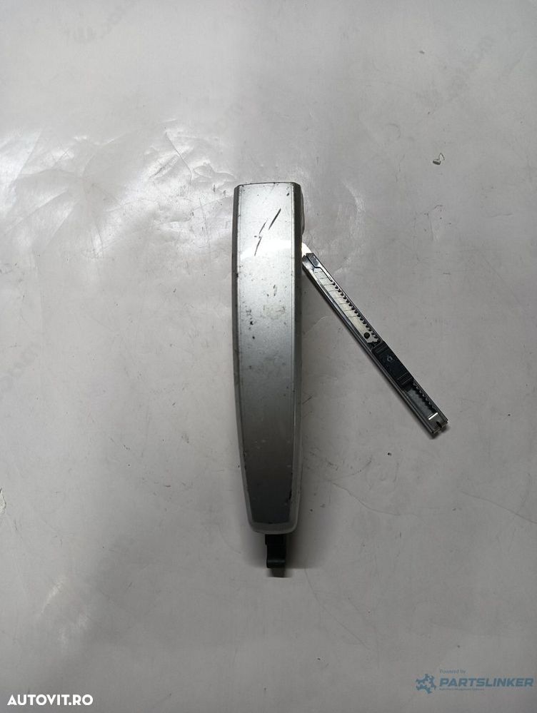 Mâner ușa  dreapta fata OPEL CORSA D S07 2006 - 2014 - 1