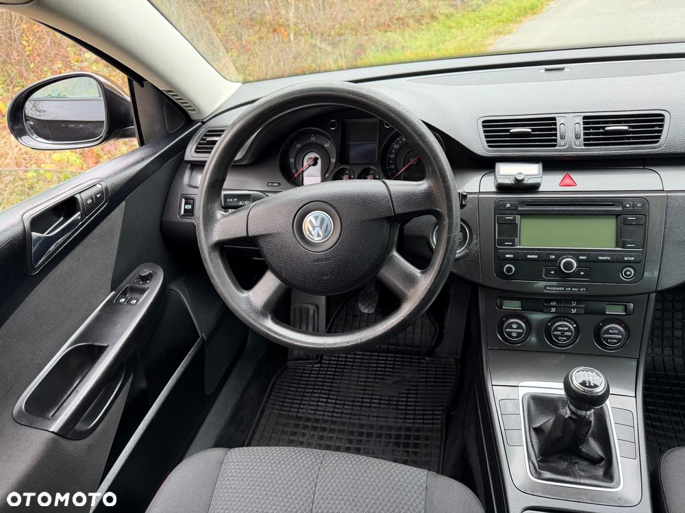 Volkswagen Passat - 5