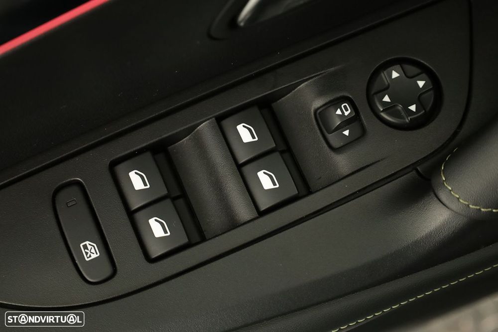 Peugeot e-2008 50 kWh GT - 21