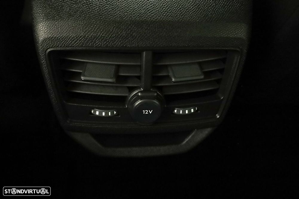 Peugeot 3008 1.6 Hybrid Allure e-EAT8 - 24