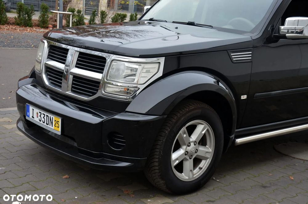 Dodge Nitro 3.7 V6 SLT - 26