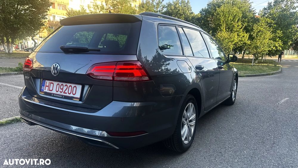 Volkswagen Golf 1.6 TDI (BlueMotion Technology) Trendline - 4