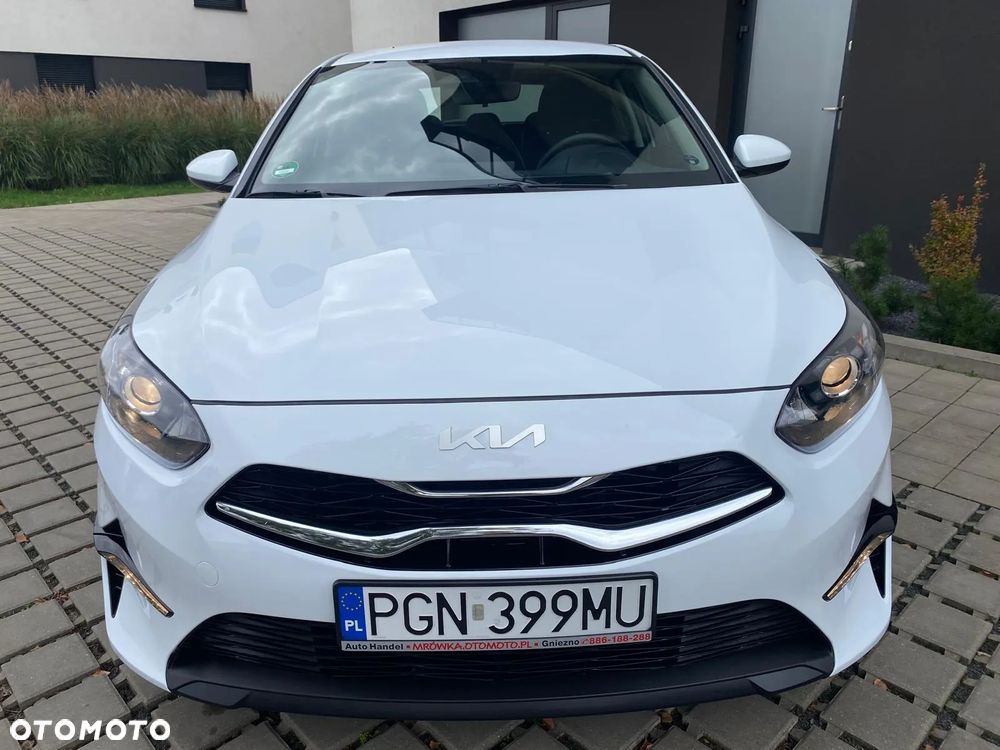 Kia Ceed - 15