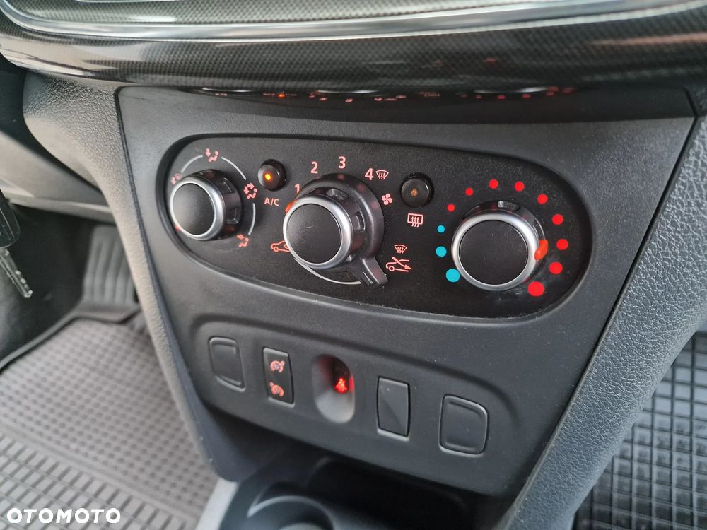 Dacia Sandero 0.9 TCe Laureate S&S - 17