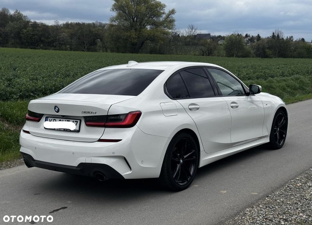 BMW Seria 3 320d M Sport - 4