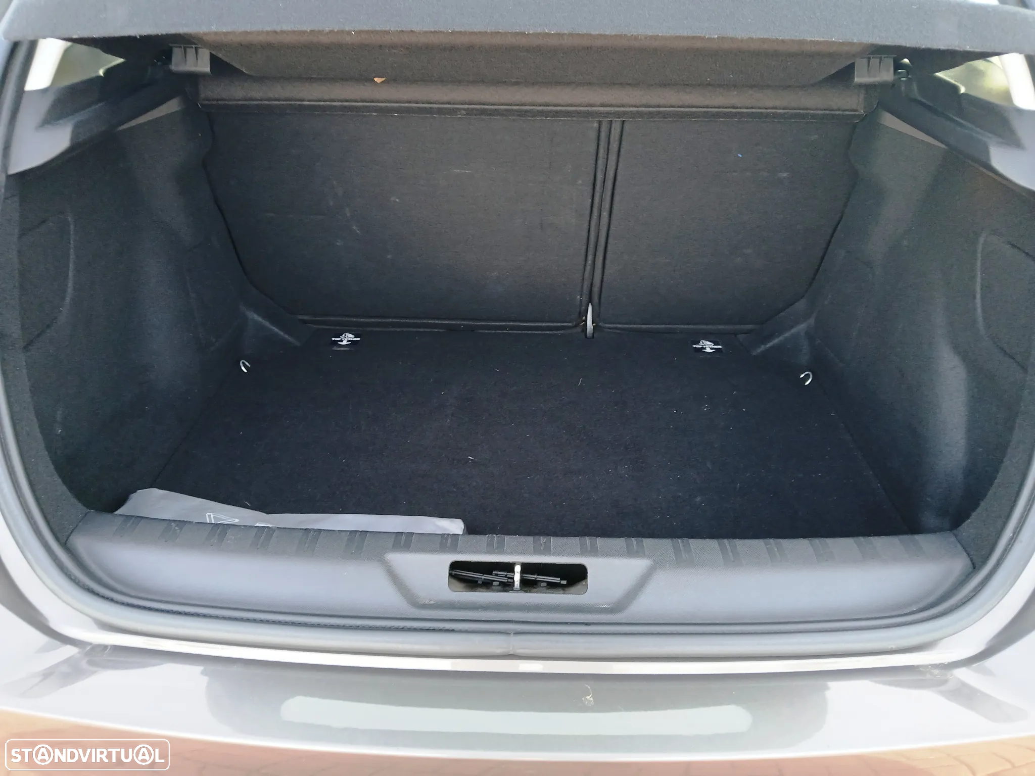 Peugeot 308 1.6 e-HDi Allure - 11