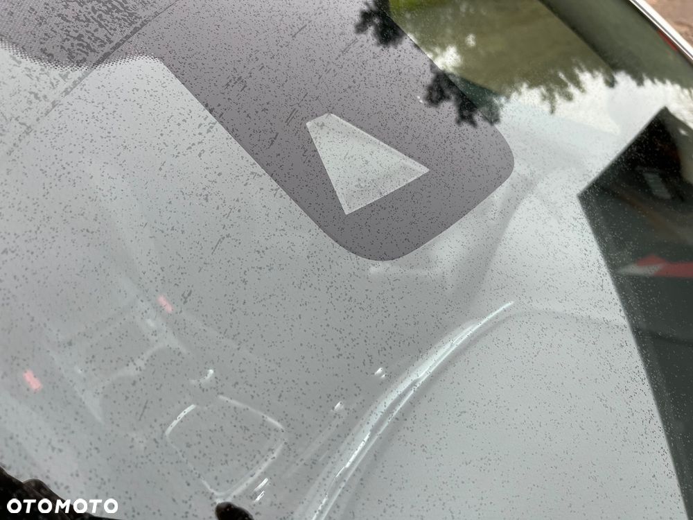 Nissan Qashqai 1.3 DIG-T N-CONNECTA - 25