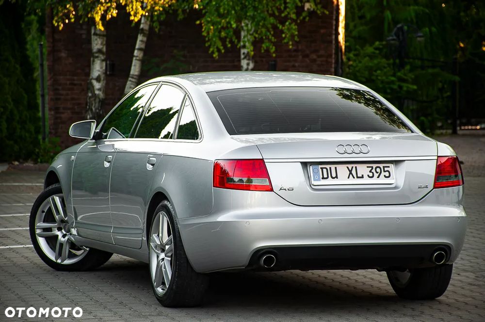 Audi A6 Limousine 2.4 - 20