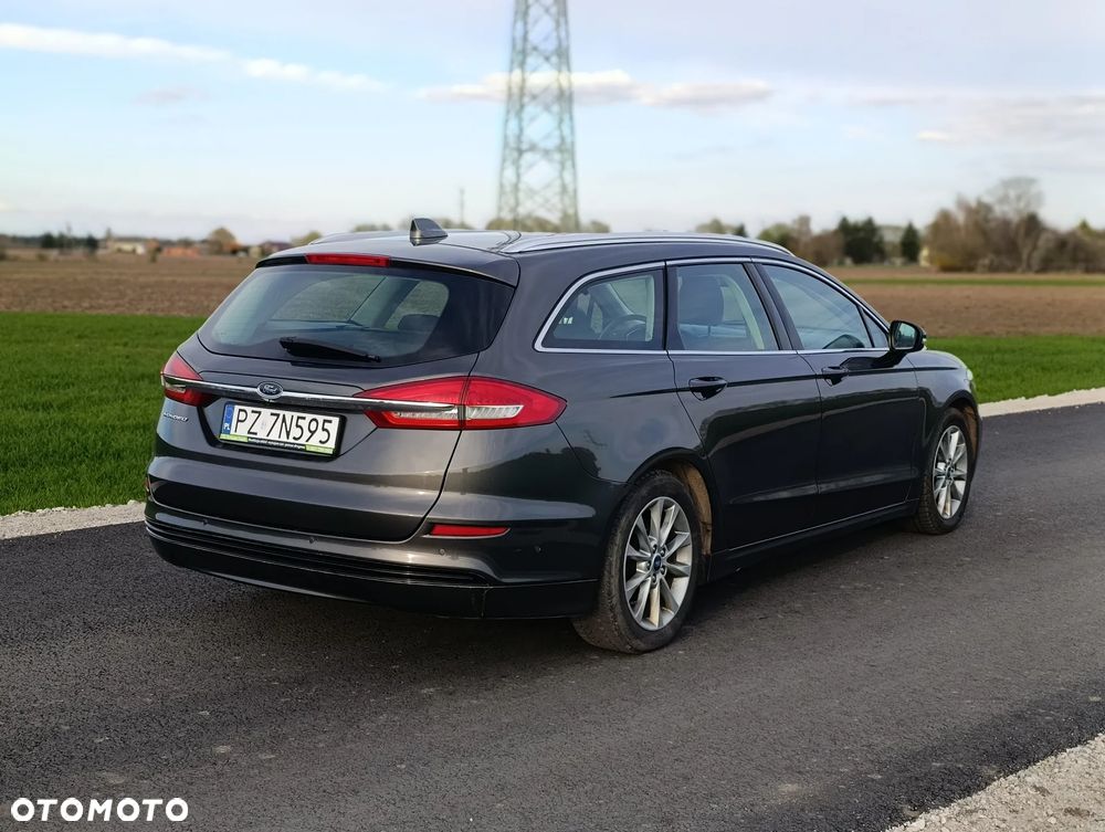 Ford Mondeo 2.0 EcoBlue Titanium - 13