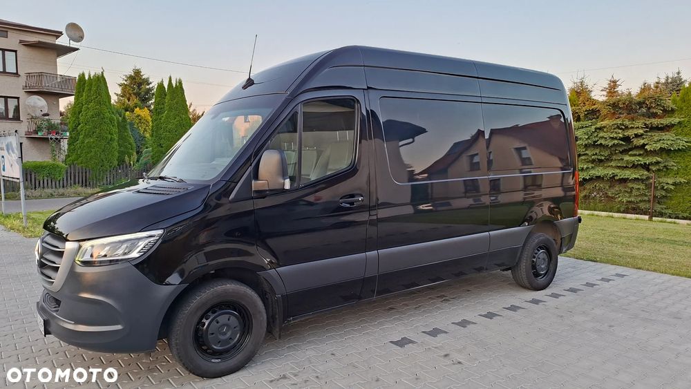Mercedes-Benz Sprinter - 14