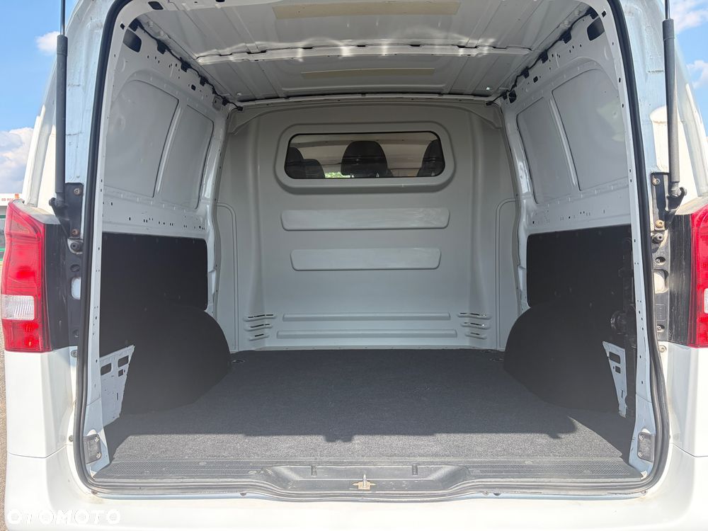 Mercedes-Benz Vito - 23